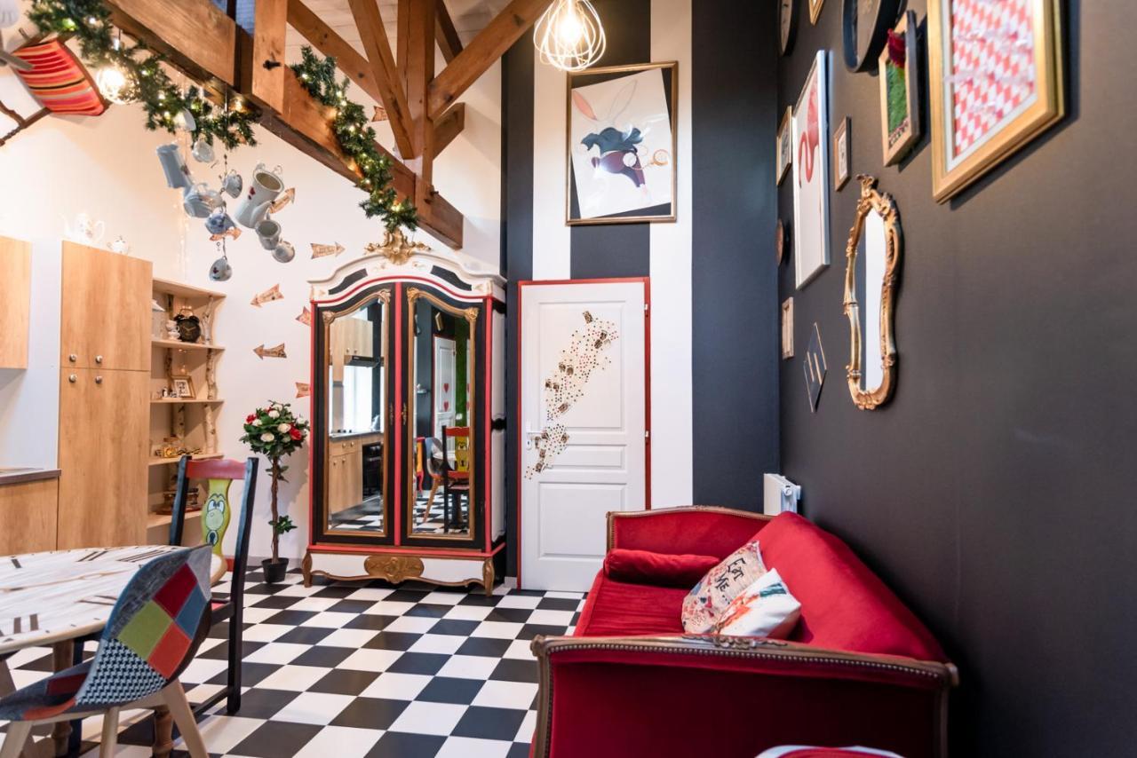Vakantiehuis Insolite Alice In Wonderland *