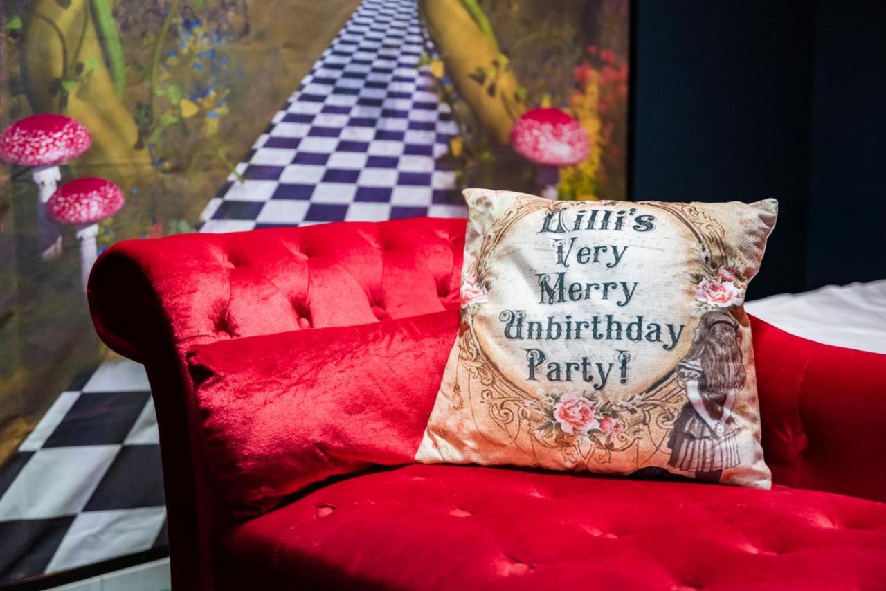 Insolite Alice In Wonderland Vakantiehuis