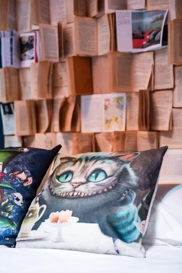 Insolite Alice In Wonderland Vakantiehuis Gujan-Mestras
